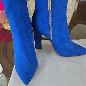 Shoe Dazzle Vibrant Blue Heeled Boots
